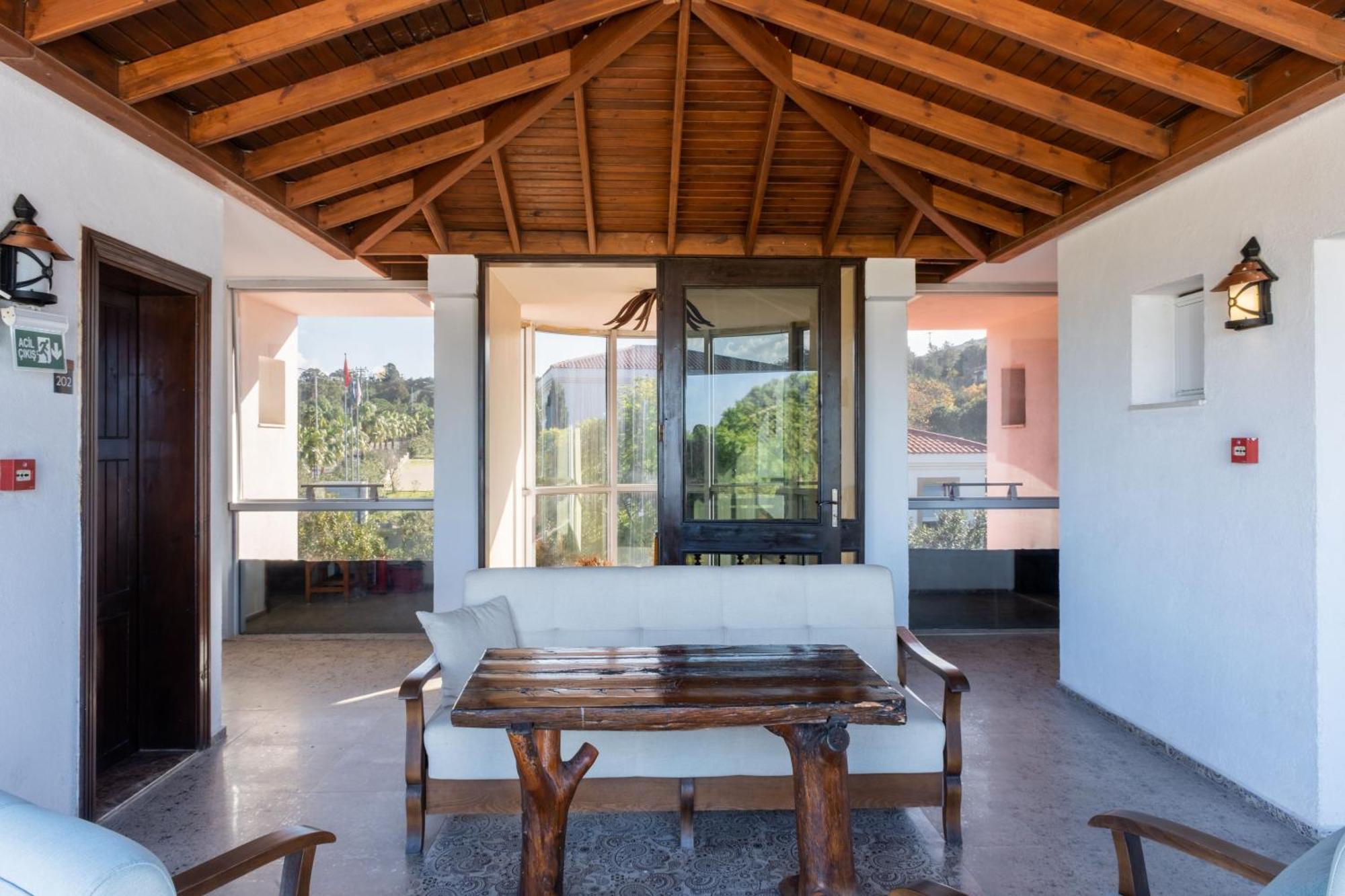Espira By Antioch Hotel Urla Exterior photo